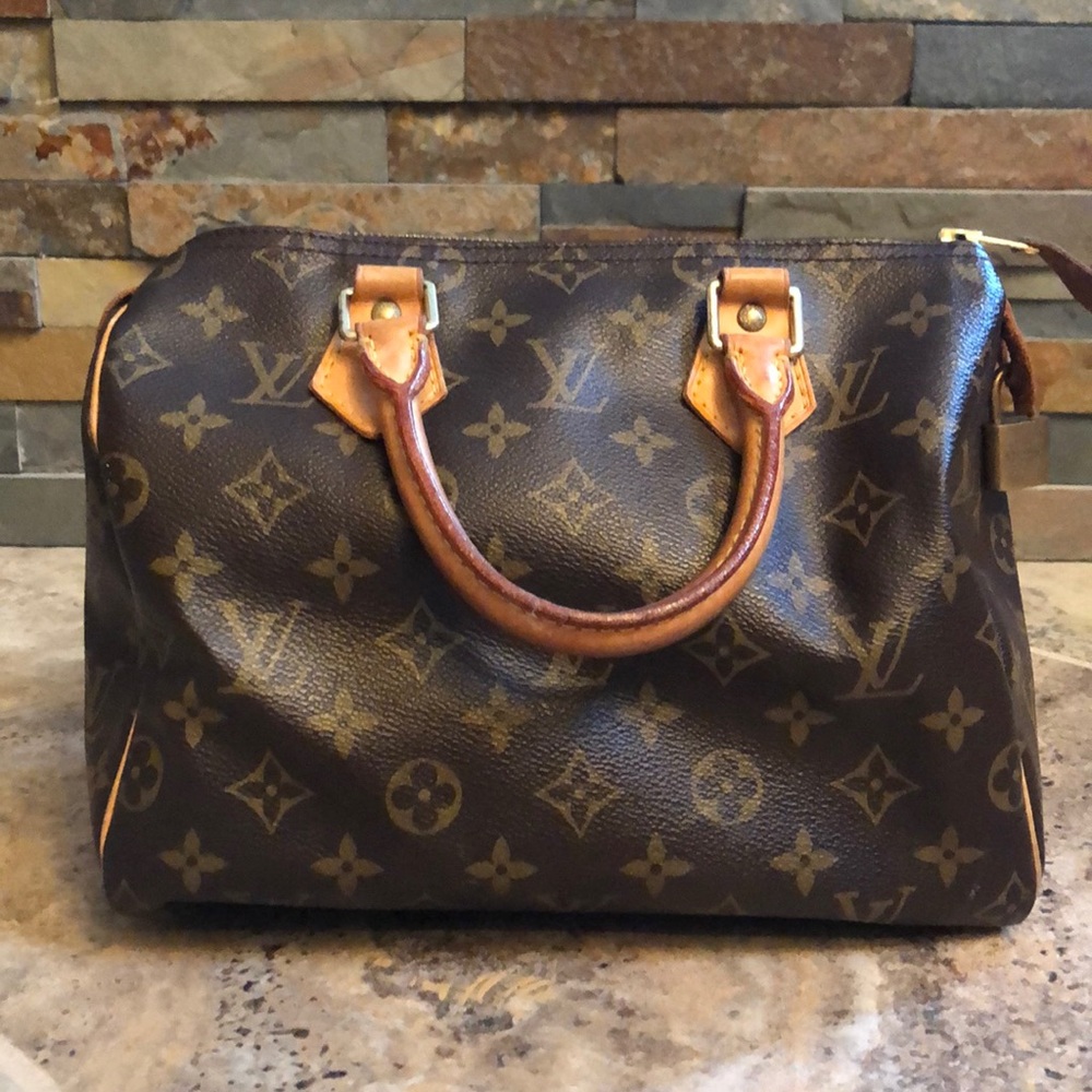 Louis Vuitton monogram speedy 25